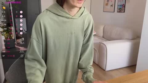 Liz online show from 09/14/25, 10:25