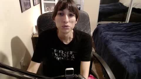 Snapshot of chaos_kat chatting on 02/08/25, 01:22 Chaos Kat online show from 02/08/25, 01:22