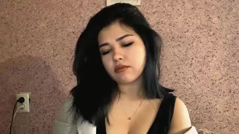 Lola online show from 01/07/26, 07:44