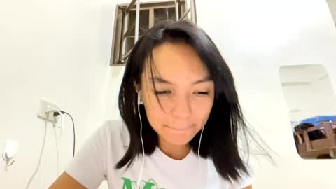 Elly online show from 04/08/26, 12:05