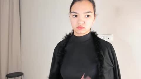 MIchelle online show from 11/24/25, 07:41