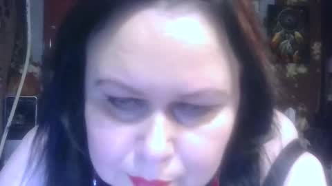 Snapshot of charleekendall chatting on 11/14/25, 04:38 CharleeKendall online show from 11/14/25, 04:38