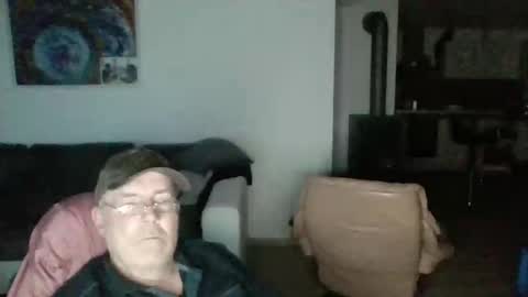 charles6064 online show from 12/24/24, 06:39