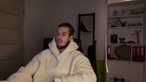 Snapshot of charles_sins chatting on 02/15/25, 05:17 CHARLES SINS online show from 02/15/25, 05:17