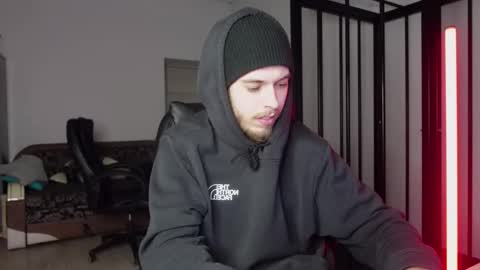 Snapshot of charles_sins chatting on 02/19/25, 04:22 CHARLES SINS online show from 02/19/25, 04:22