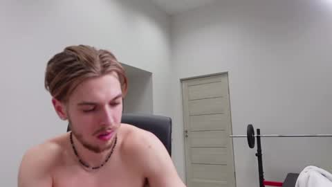 Snapshot of charles_sins chatting on 03/05/25, 03:51 CHARLES SINS online show from 03/05/25, 03:51