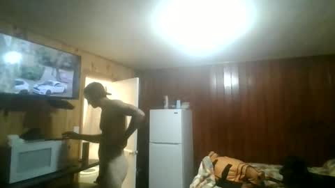 charlesb13 online show from 04/07/26, 05:08