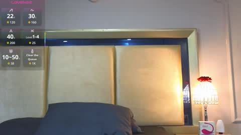 charlesbrown_ online show from 10/15/25, 11:32