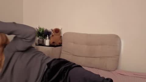 Ariel online show from 02/25/26, 09:30