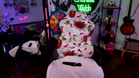 Charlette Webb online show from 12/17/24, 04:12