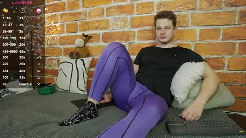 Charlie Smiley online show from 01/12/26, 05:23