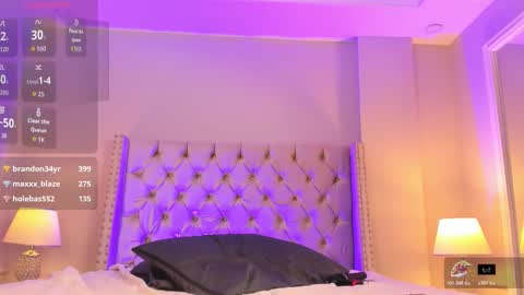    online show from 11/04/25, 11:48