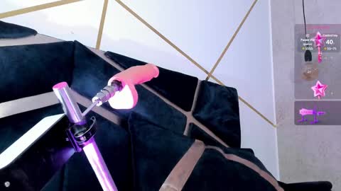 Snapshot of charlie_williams_1 chatting on 02/04/25, 08:49 CHARLIE online show from 02/04/25, 08:49