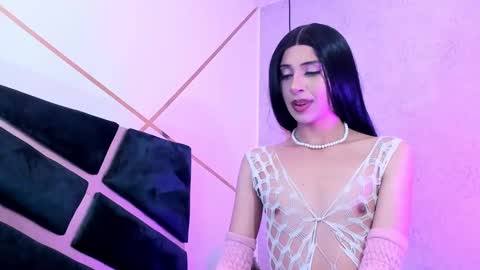 Snapshot of charlie_williams_1 chatting on 02/08/25, 09:25 CHARLIE online show from 02/08/25, 09:25