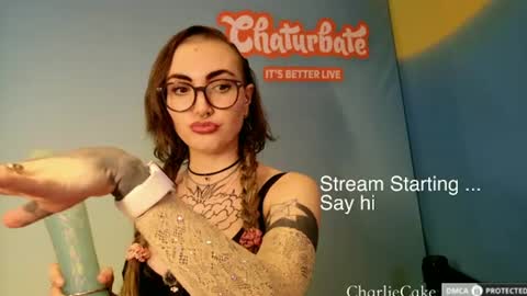Charlie Cake online show from 08/07/26, 04:31