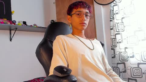 Snapshot of charlieerusso chatting on 12/10/24, 04:27 Charles Russo online show from 12/10/24, 04:27