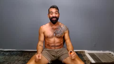 Snapshot of charlieprospect chatting on 12/17/25, 10:49 Charlie Prospect online show from 12/17/25, 10:49