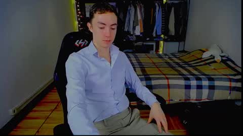 carlos reyes online show from 01/12/26, 08:30