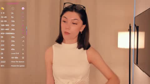 Snapshot of charlinepiker chatting on 01/10/26, 10:28 Yumi online show from 01/10/26, 10:28