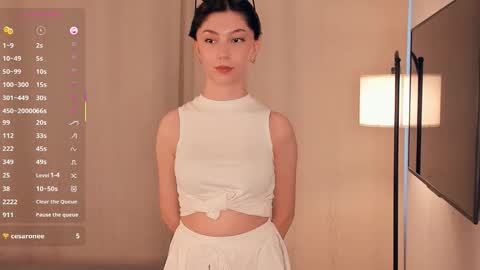 Snapshot of charlinepiker chatting on 01/11/26, 08:41 Yumi online show from 01/11/26, 08:41