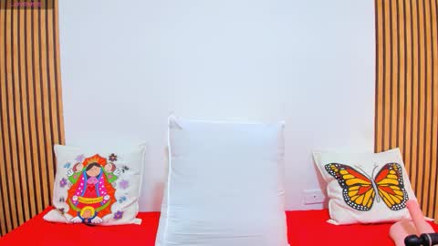 Charlize online show from 11/07/25, 02:11