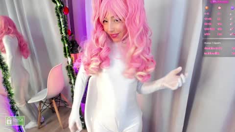 Char 3  Lets go for the 100 Thumb-Up   online show from 12/28/24, 09:31