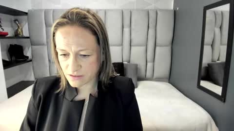 Charlot milf online show from 03/05/26, 12:12