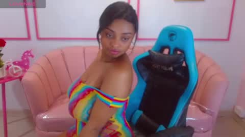 Snapshot of charlote_fun_a chatting on 02/11/25, 04:46 Charlote online show from 02/11/25, 04:46