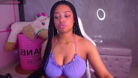 Charlote  online show from 12/04/25, 12:47