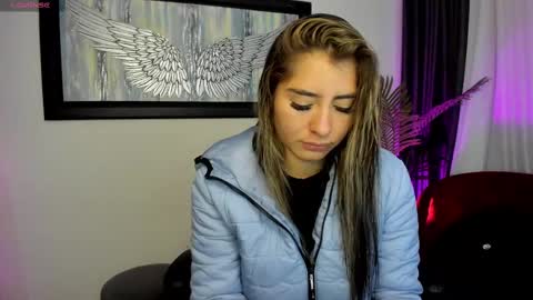 Charlote online show from 09/15/25, 11:43