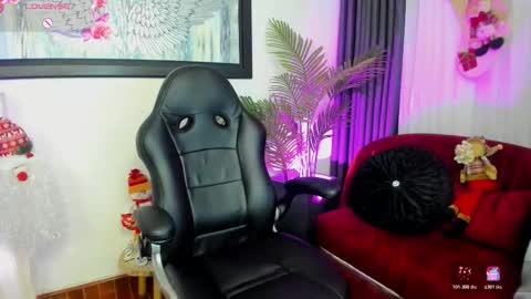 Charlote online show from 11/25/25, 11:43