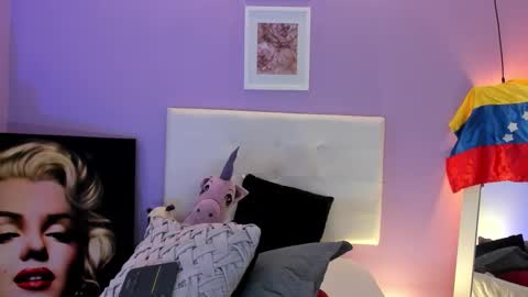 Char 3 online show from 03/21/26, 03:48