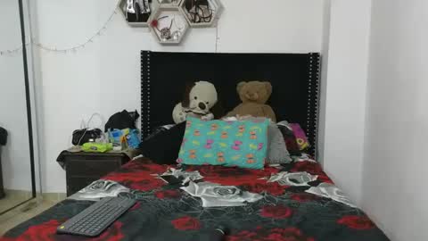 charlotte_027 online show from 02/21/25, 07:45