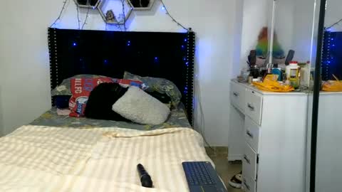 Snapshot of charlotte_027 chatting on 06/21/26, 03:31 charlotte_027 online show from 06/21/26, 03:31