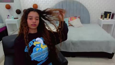 Snapshot of charlotte_0309 chatting on 01/07/25, 12:34 charlotte online show from 01/07/25, 12:34