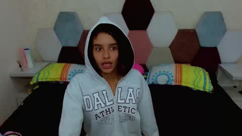 Snapshot of charlotte_0309 chatting on 03/06/25, 07:47 charlotte online show from 03/06/25, 07:47