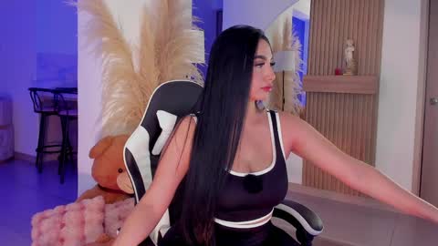   Charlotte  online show from 04/08/26, 02:22