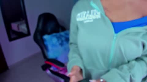 Charlotte  online show from 03/18/26, 08:56