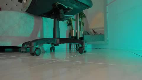 charlotte  grey online show from 12/20/25, 08:38