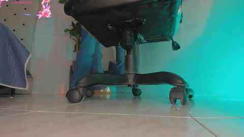 charlotte  grey online show from 02/19/26, 09:33