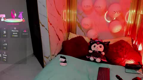 charlotte__milf online show from 12/14/25, 03:23