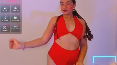 Snapshot of charlotte_dante212 chatting on 06/22/26, 08:00 charlottte y dante online show from 06/22/26, 08:00
