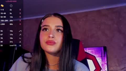 Charlotte  online show from 01/08/25, 03:51