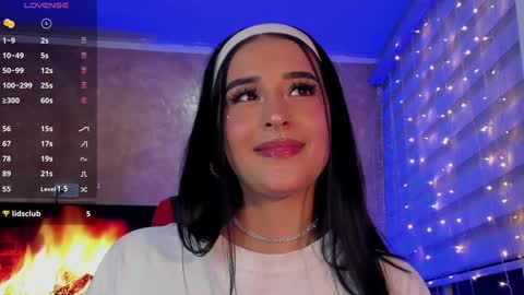 Charlotte  online show from 01/11/25, 02:09