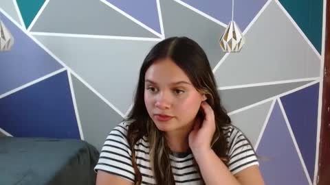 Charlotte  online show from 09/28/25, 06:24