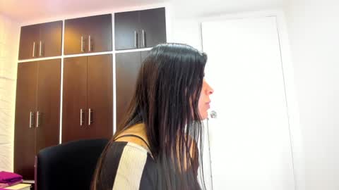 Charlotte Icee online show from 01/02/25, 04:02