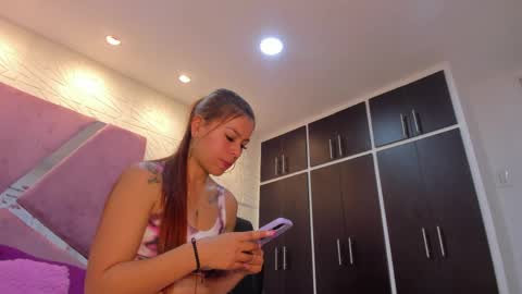 Charlotte Icee online show from 04/02/26, 06:05