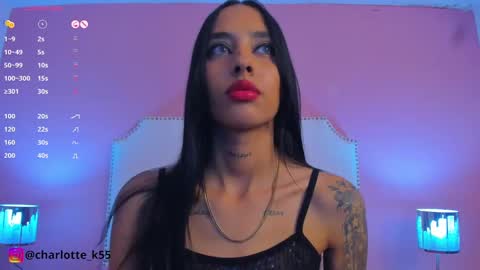 Snapshot of charlotte_kisss chatting on 12/19/24, 08:02 Charlotte online show from 12/19/24, 08:02