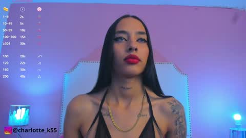 Snapshot of charlotte_kisss chatting on 01/03/25, 08:22 Charlotte online show from 01/03/25, 08:22