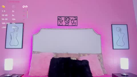 Snapshot of charlotte_kisss chatting on 10/10/25, 09:36 Charlotte online show from 10/10/25, 09:36